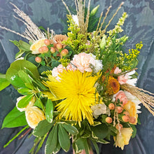 Load image into Gallery viewer, MD Hand-Tied Bouquets
