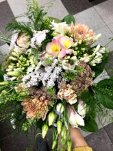 Load image into Gallery viewer, Hand-Tied Bouquets
